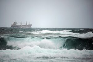 生理痛が夏に悪化する理由と対策は？