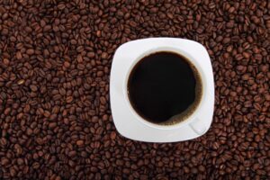 ノンカフェインで楽しむ温かい飲み物のおすすめは？