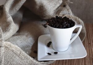 ノンカフェインの温かい飲み物でおすすめは何ですか？