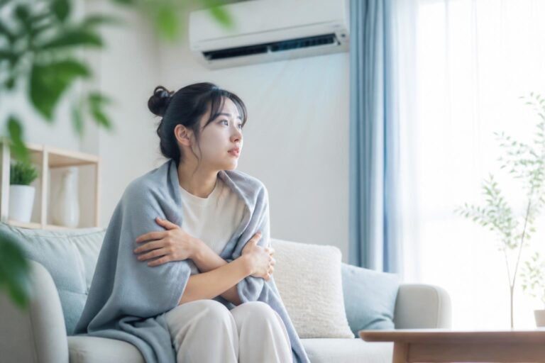 冷房病を防ぐための飛行機内の寒さ対策は？